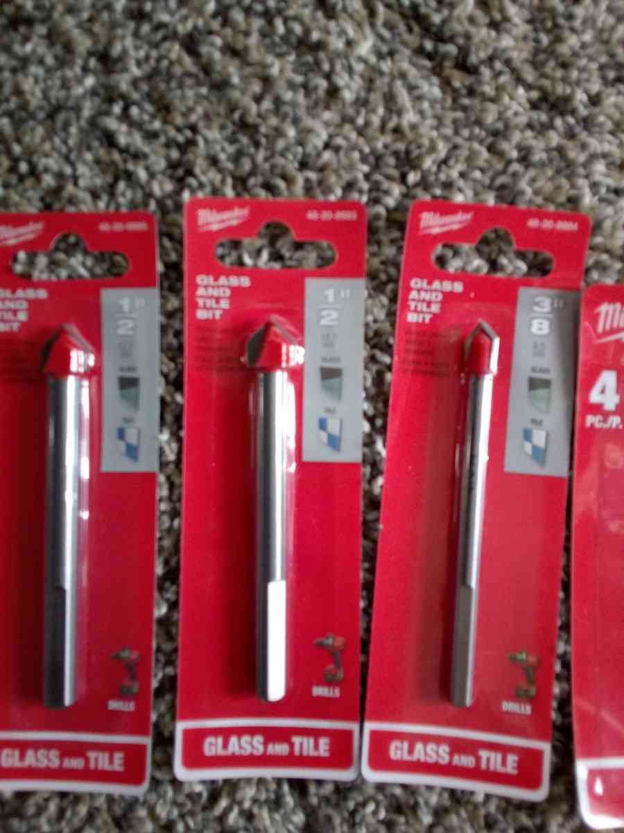 Milwaukee Glass And Tile Bits bundle - Indianapolis, Indiana - FleaMarketBay
