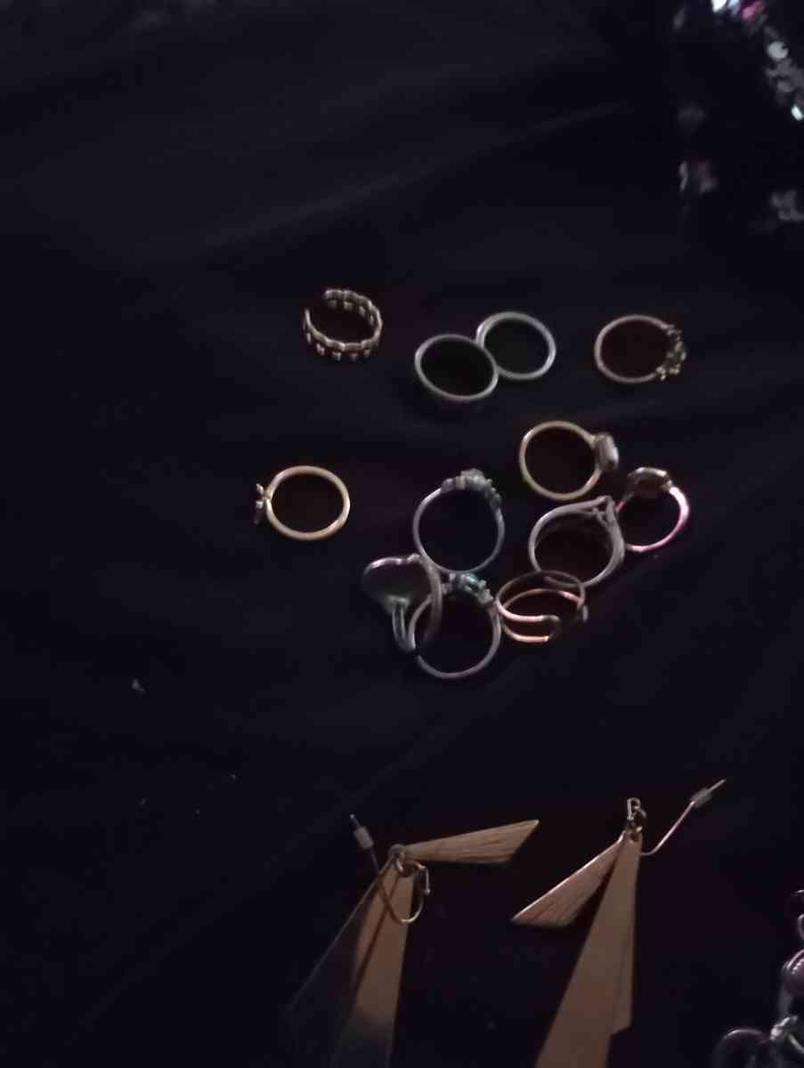 rings used nice - Bradner, Ohio