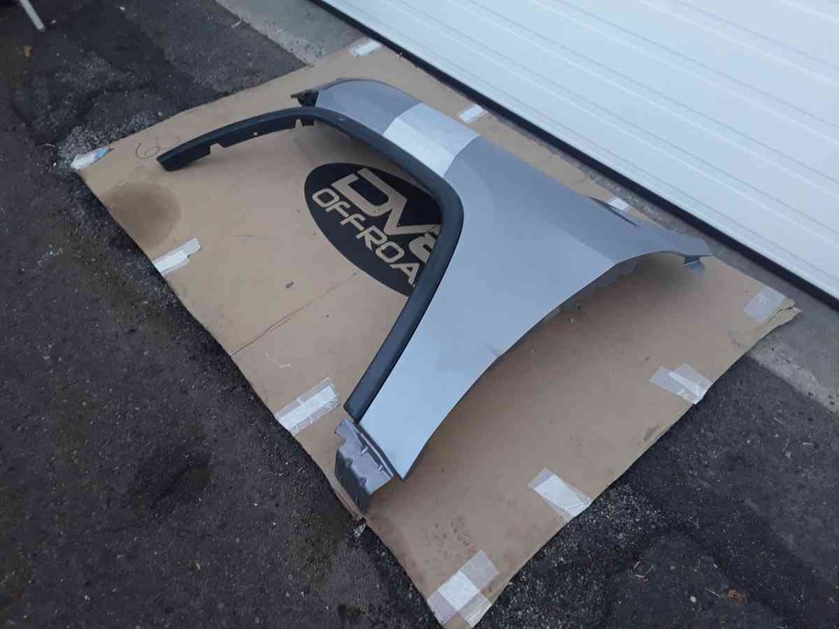 2015 Jeep Cherokee Limited left Front Fender OEM Like New - Williamstown, New Jersey - FleaMarketBay