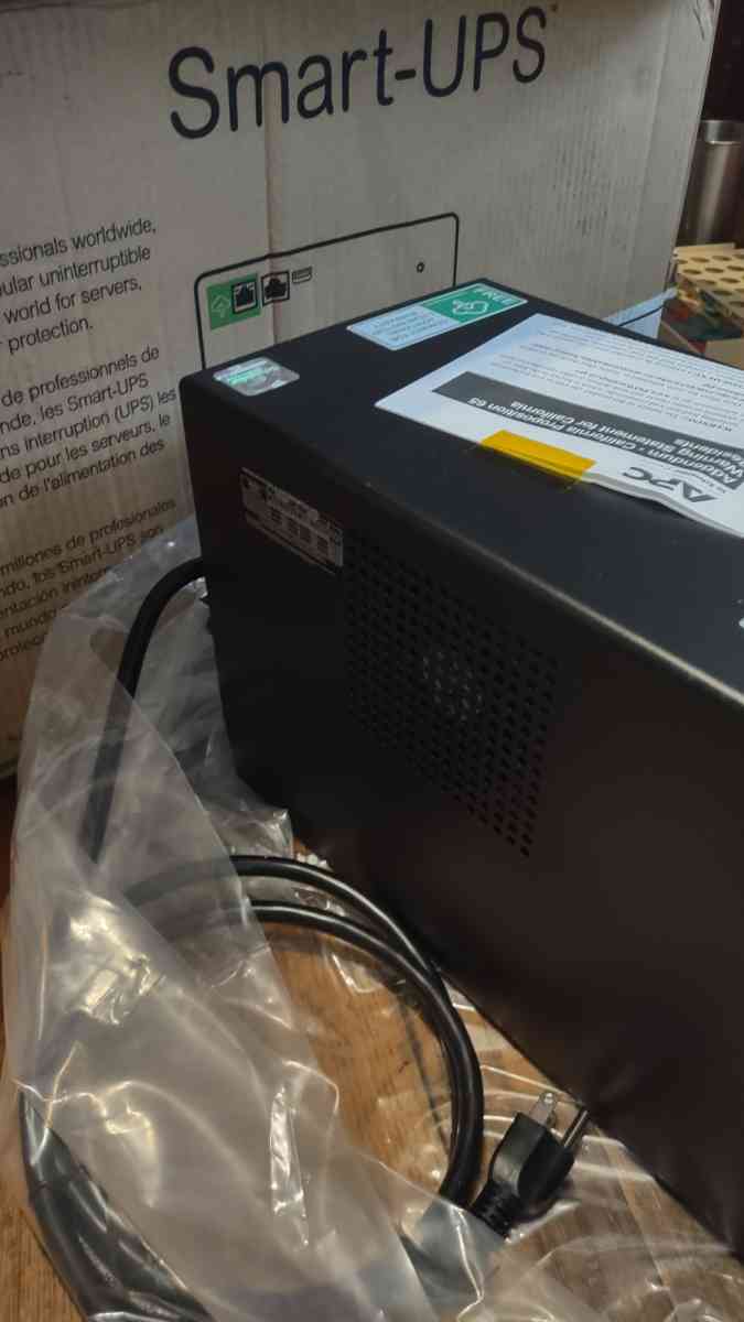 Smart UPS with Smart Connect 1500 VA - Greensboro, North Carolina