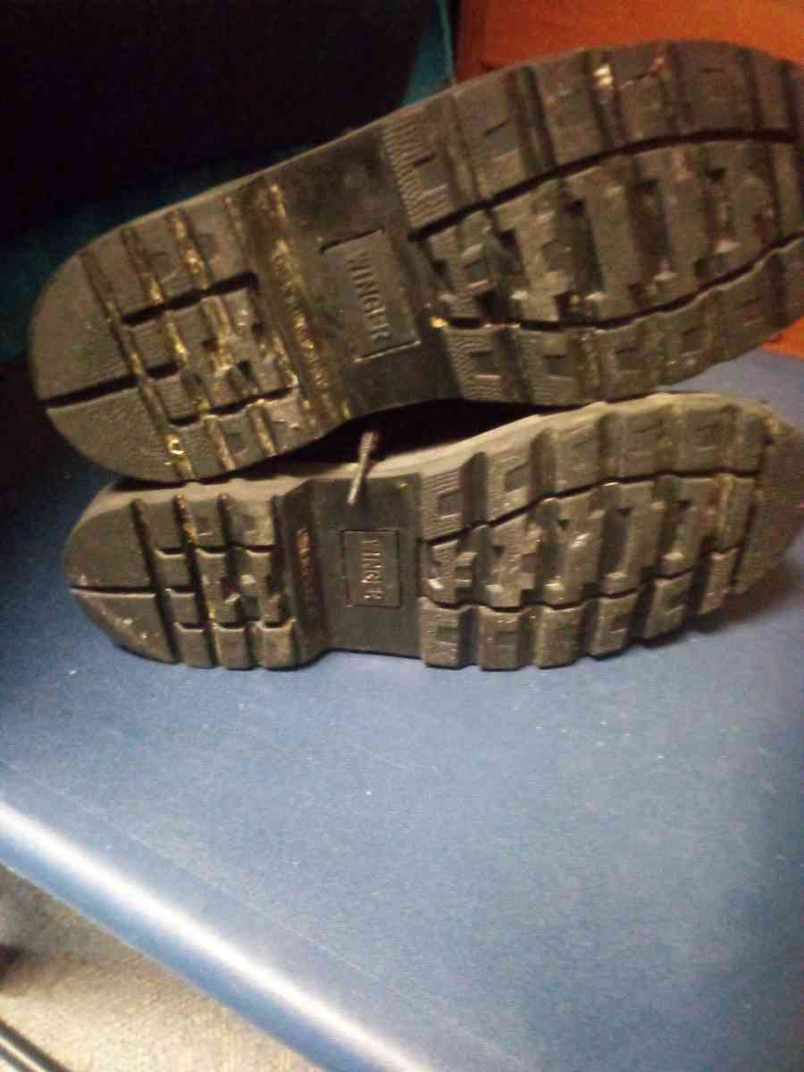 black steel toe winger boots - Philadelphia, Pennsylvania - FleaMarketBay