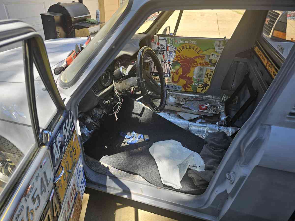 1977 chevy luv - Salem, Oregon - FleaMarketBay