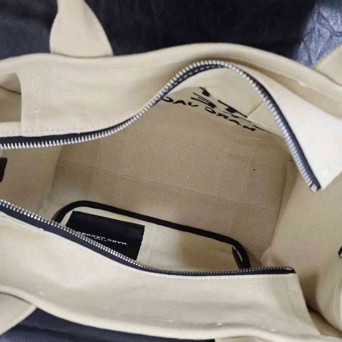 Marc Jacobs The Jacquard Tote Bag Crossbody - Atlanta, Georgia - FleaMarketBay