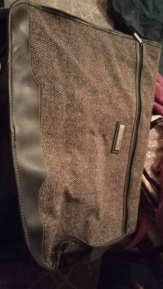 womens fansion bags - Battle Creek, Michigan - FleaMarketBay