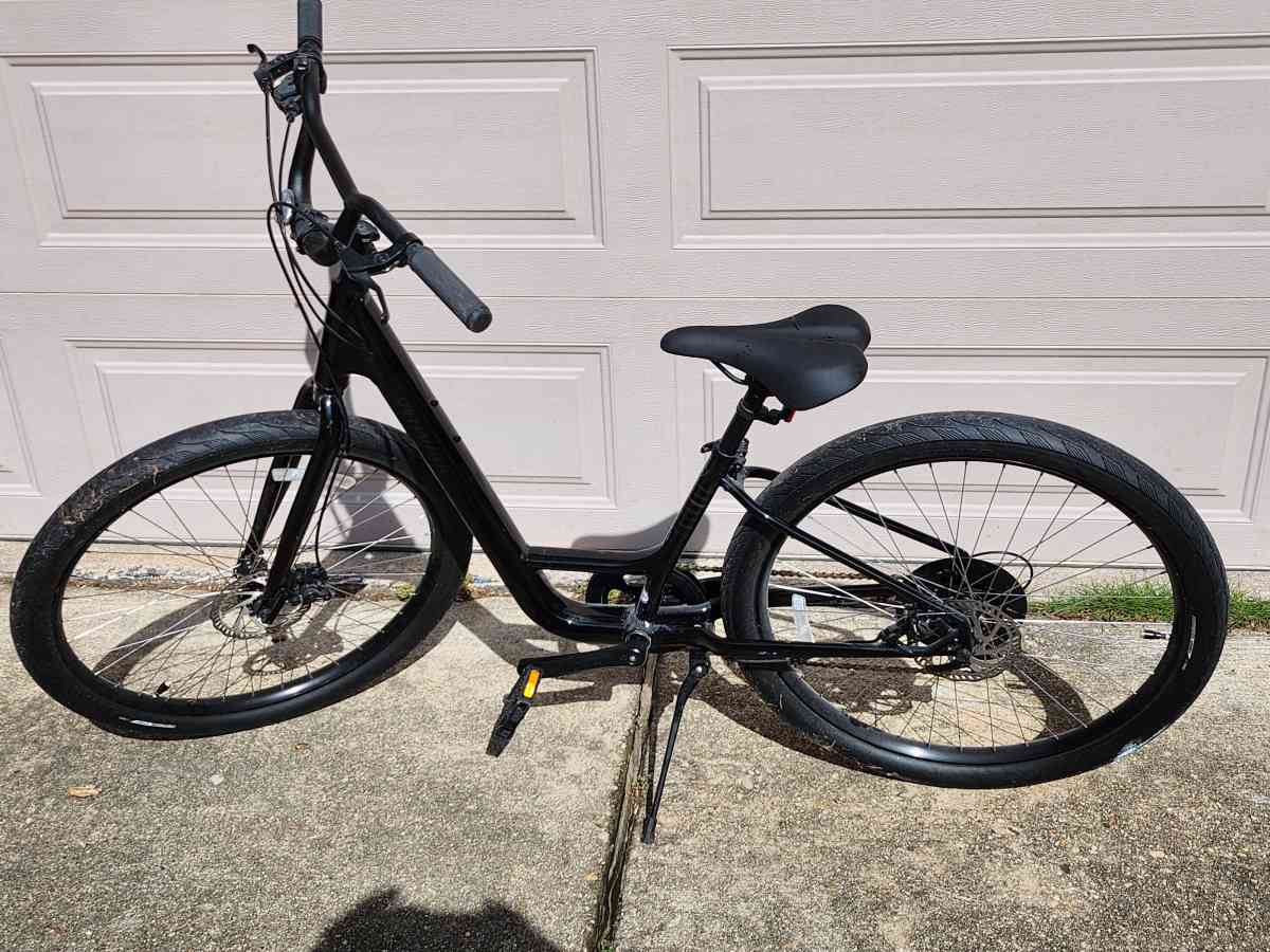 Specialized 26 womens bike - Mobile, Alabama - FleaMarketBay
