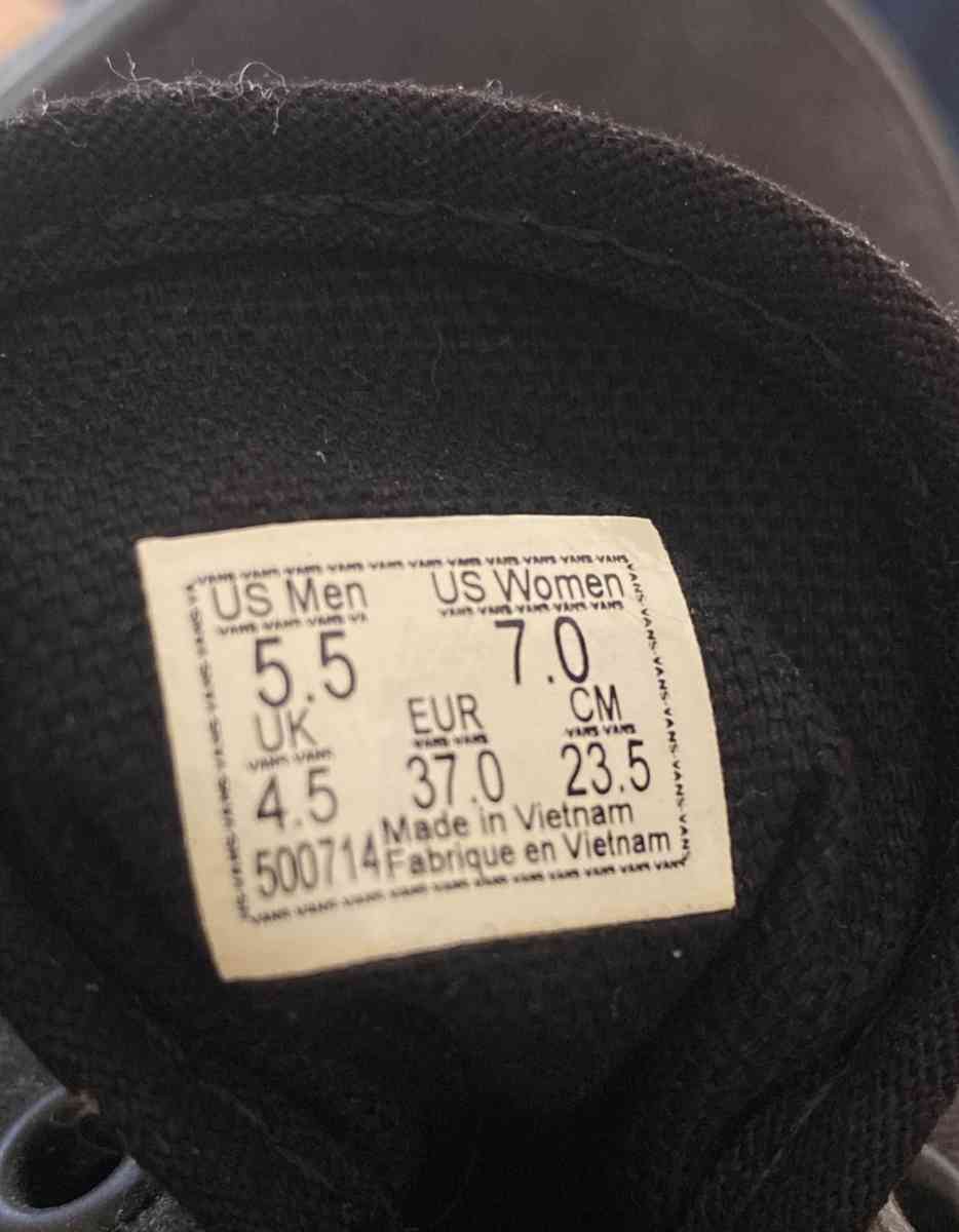 New Vans out of box Unisex size - Plainfield, Illinois - FleaMarketBay