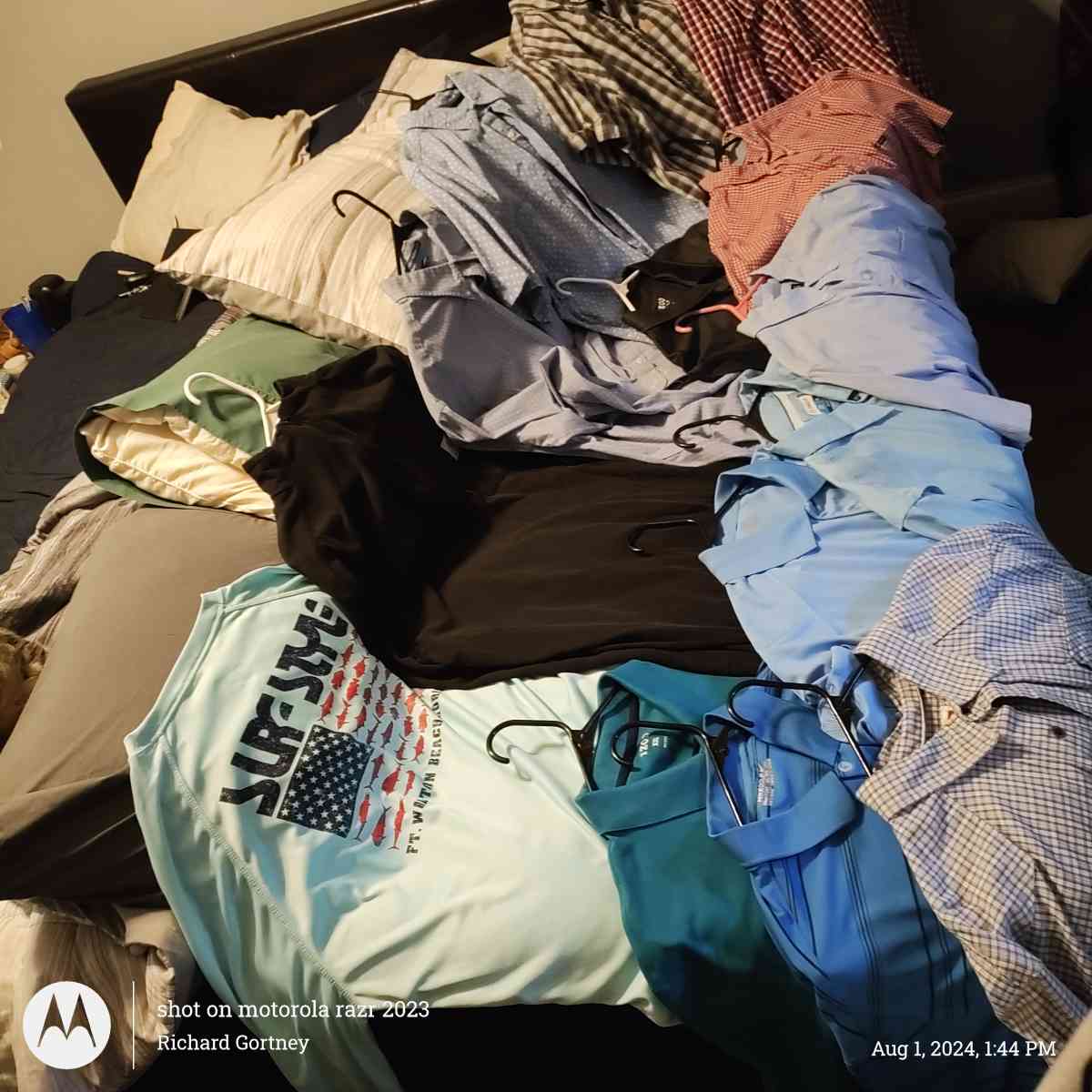 Long sleeve and Short sleeve shirts polo and button downs - Chattanooga, Tennessee - FleaMarketBay