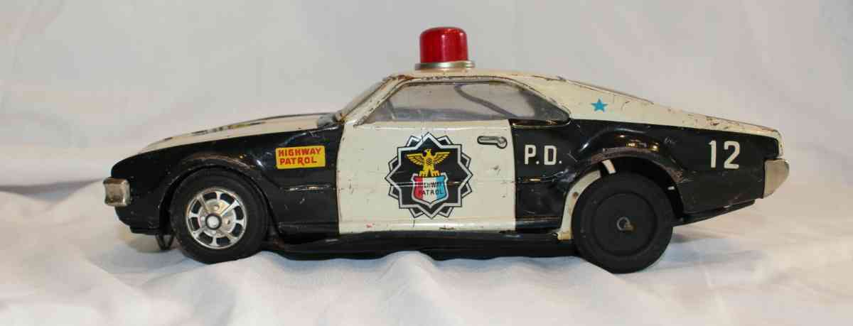 VINTAGE BANDAI HIGHWAY PATROL POLICE CAR TIN BATT - Fort Worth, Texas - FleaMarketBay