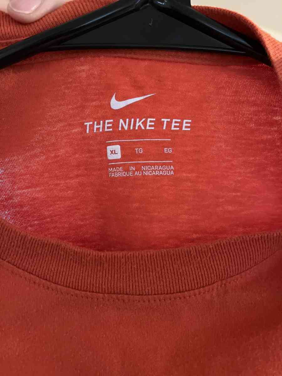 Nike shirt - Orlando, Florida - FleaMarketBay