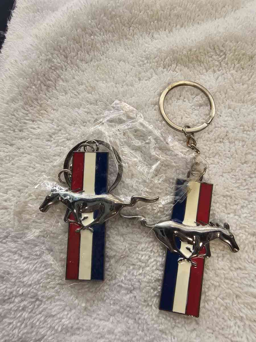 car accessories Keychain tire caps center hubcaps - Las Vegas, Nevada - FleaMarketBay