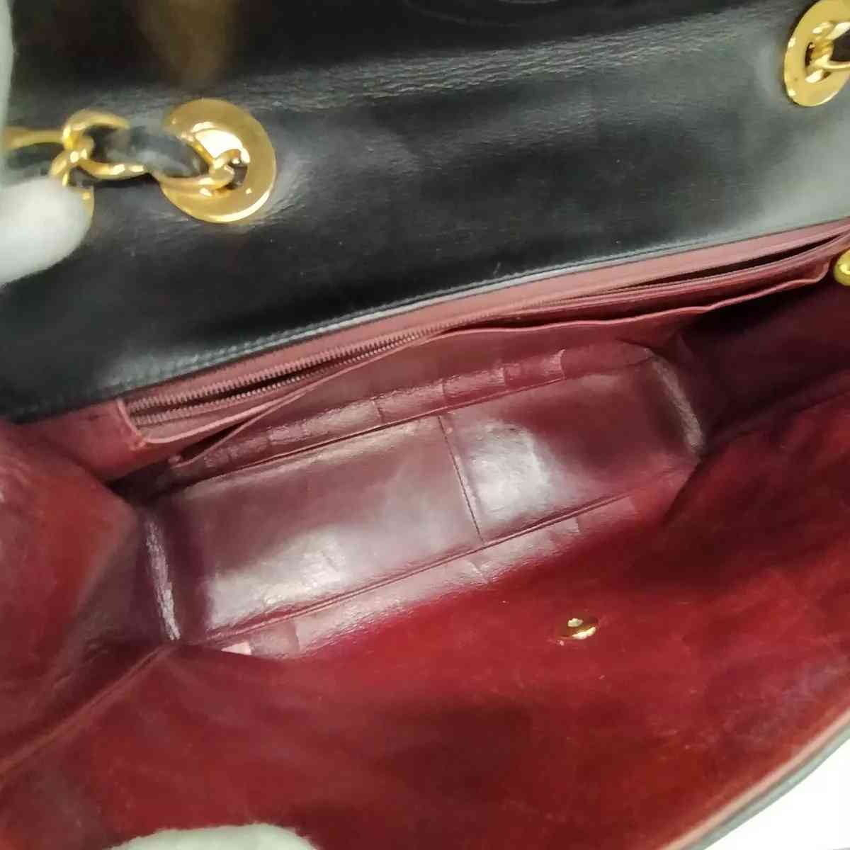 Chanel Matelasse Chain Shoulder Bag - Atlanta, Georgia - FleaMarketBay