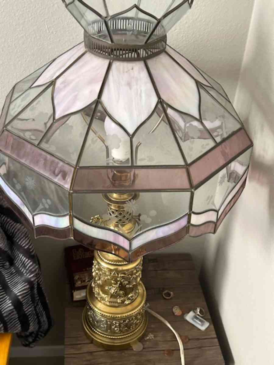 old Vincents lamp shade and lamp - Las Vegas, Nevada - FleaMarketBay