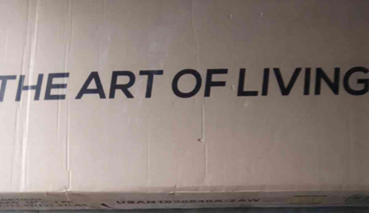 Queen Bedframe and Headboard with 4dresser - Banning, California - FleaMarketBay