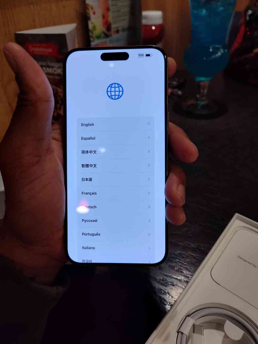 iPhone 15 pro max 1tb - Hemet, California - FleaMarketBay