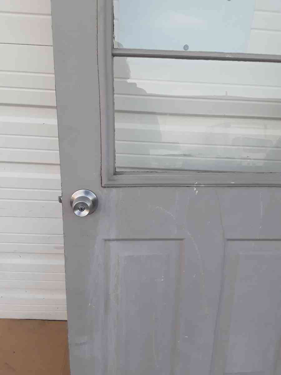 Nice Light Gray Entryway Steel Door with Glass 32 X 80 RH - Williamstown, New Jersey - FleaMarketBay
