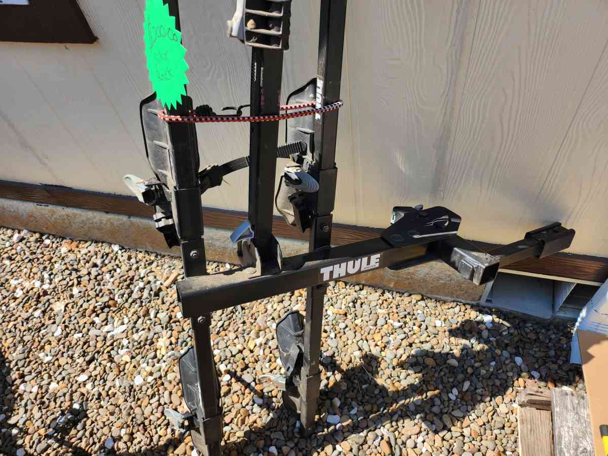 Thule Sweden bike hitch - Molalla, Oregon - FleaMarketBay