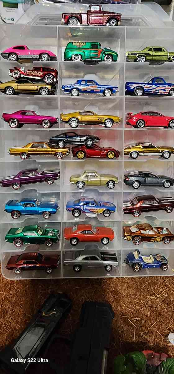 DIECAST CAR LOT HOT WHEELS AUTO WORLD JOHNNY LIGHTNING - Saint Louis, Missouri - FleaMarketBay