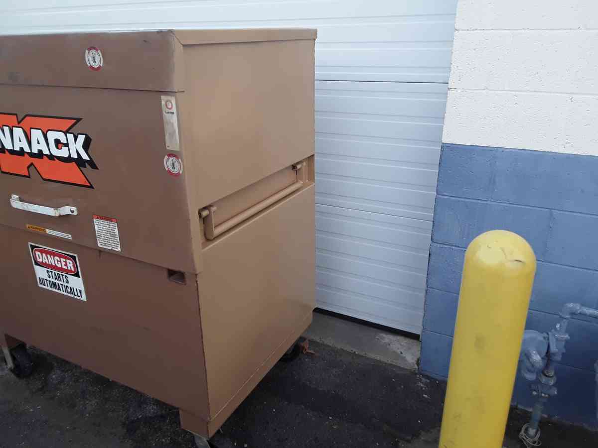 Nice HD Knaack Gang Box and HD Caster Wheels OEM Like New - Williamstown, New Jersey - FleaMarketBay
