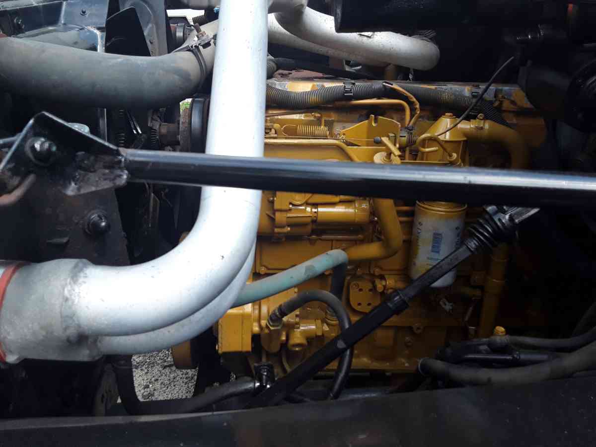 1998 Chevy C650 Cab Chassis Cat Motor 5 Speed One Owner - Williamstown, New Jersey - FleaMarketBay