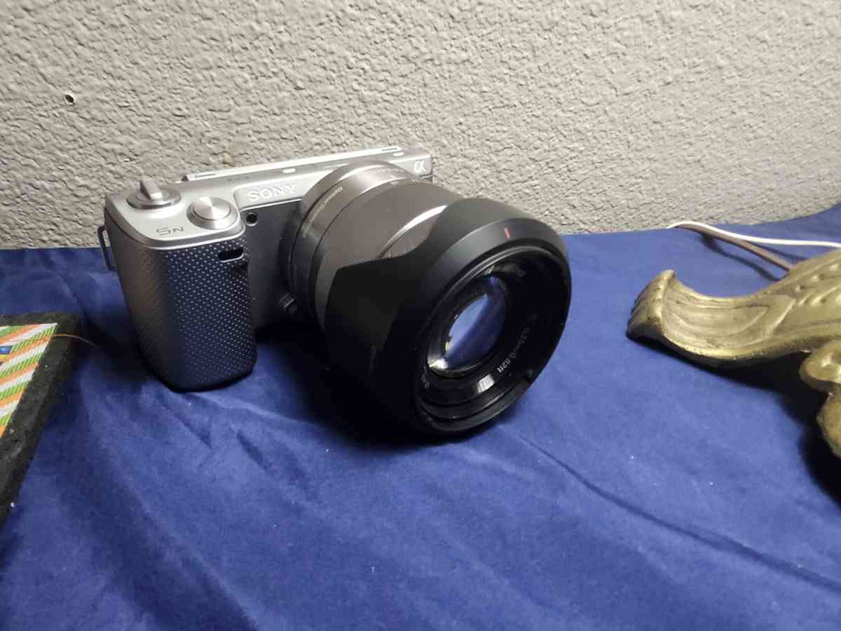Sony Touchscreen Digital camera - Redmond, Oregon - FleaMarketBay