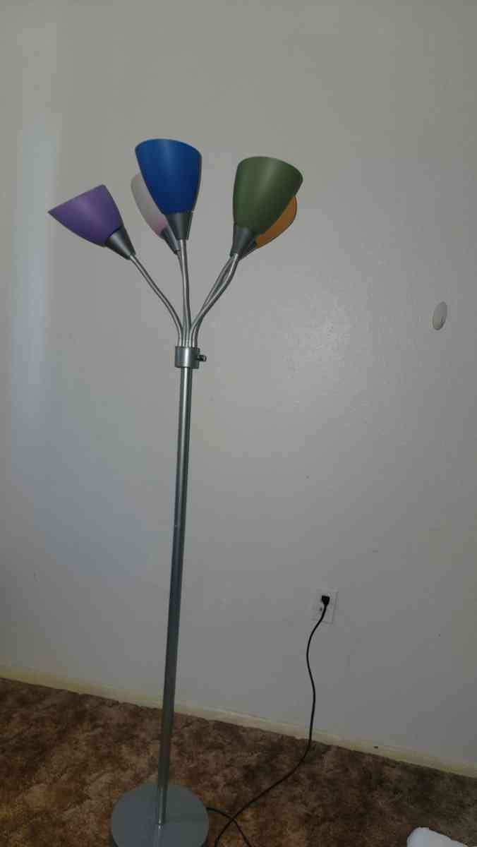 Floor lamp - Albuquerque, New Mexico - FleaMarketBay
