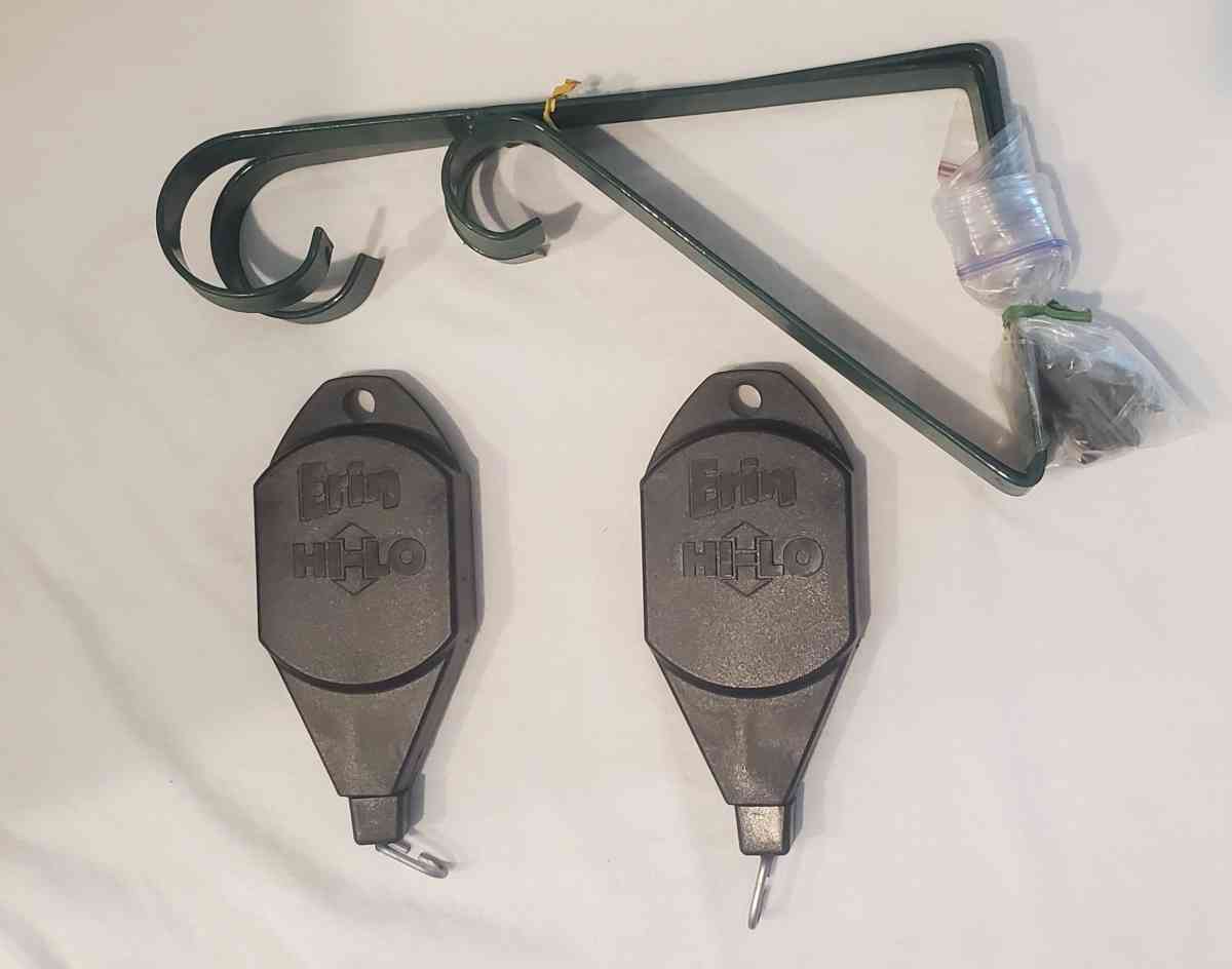 2 HILO Lowering And Raising Device For Hanging Baskets w 2 - Fort Worth, Texas - FleaMarketBay