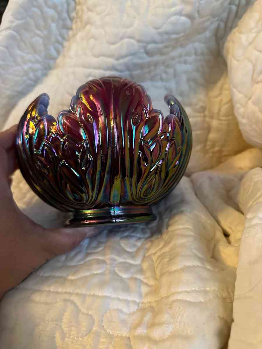 amethyst carnival glass bowl - Scott Depot, West Virginia - FleaMarketBay