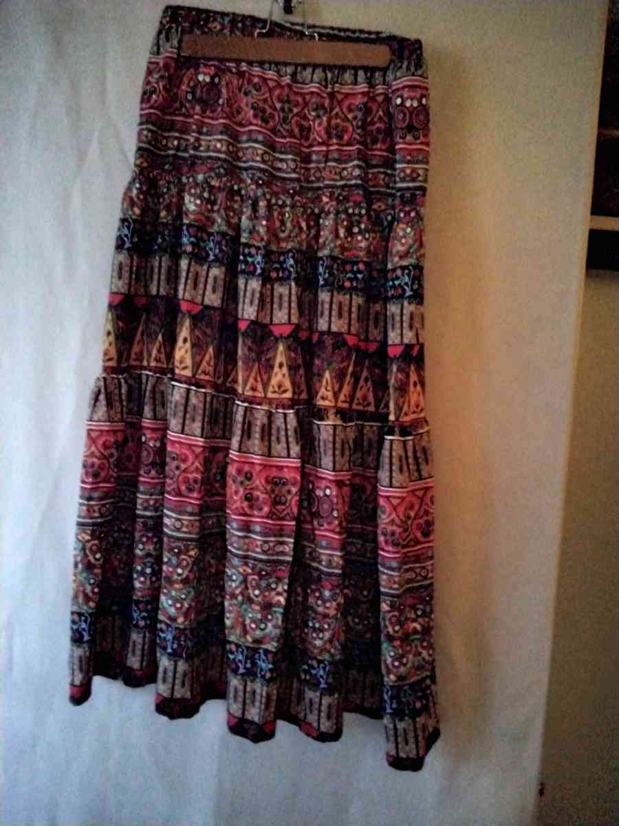 womens skirt - Palm Springs, California - FleaMarketBay