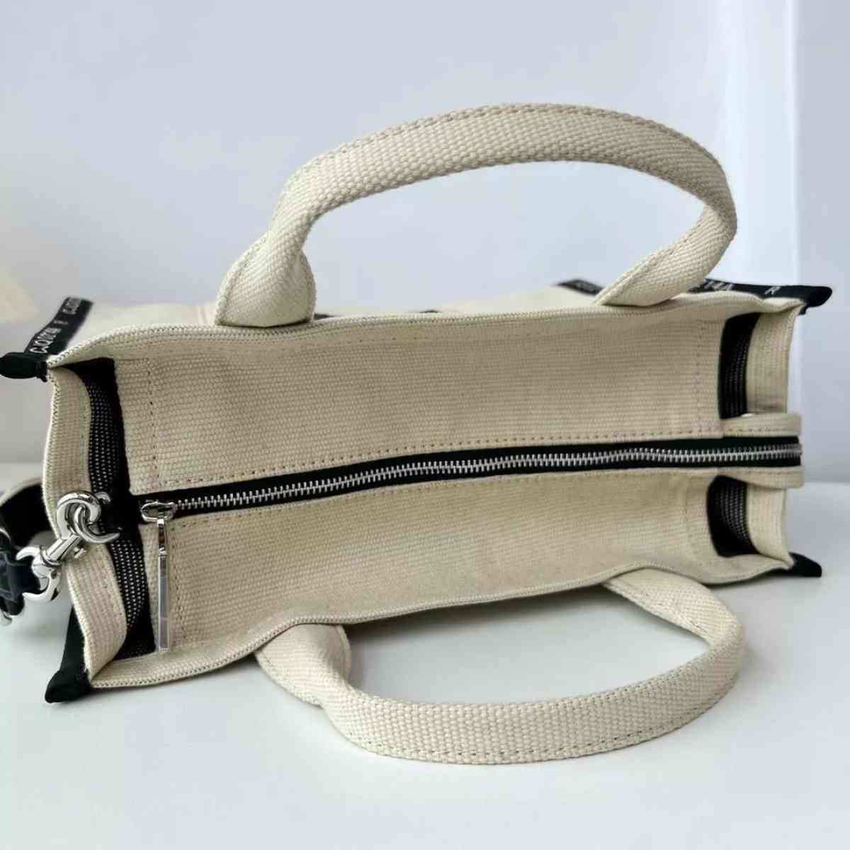 Marc Jacobs The Jacquard Tote Bag Crossbody - Atlanta, Georgia - FleaMarketBay