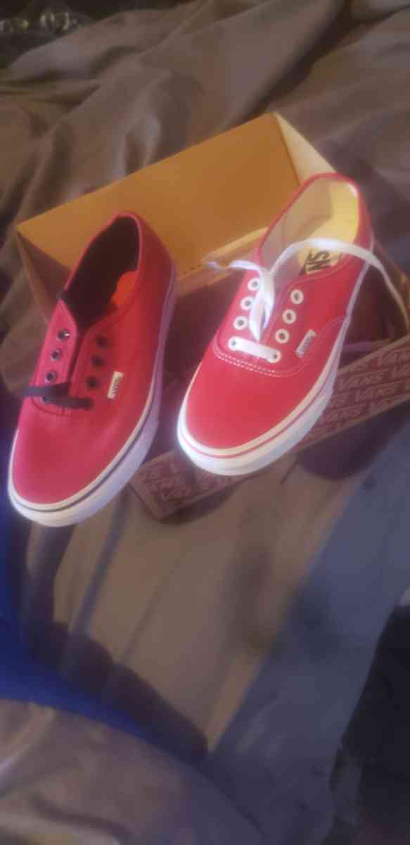 new vans shoes - Adelanto, California