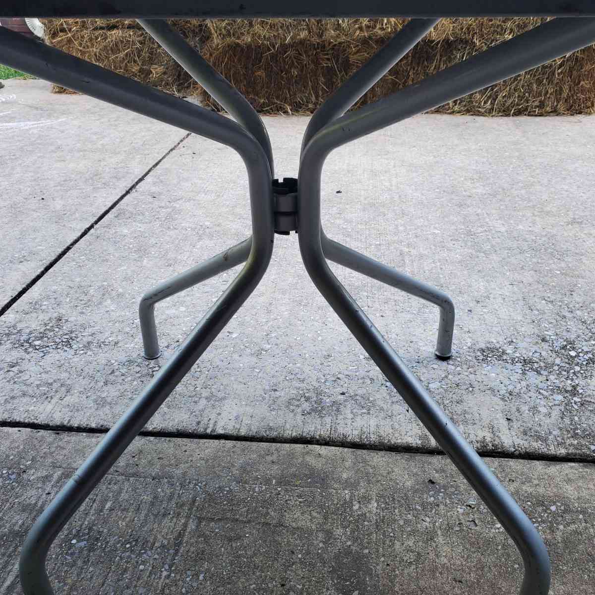 Metal Table With Straight Line Cut On One Side  315x315x29 - Rock Island, Tennessee - FleaMarketBay