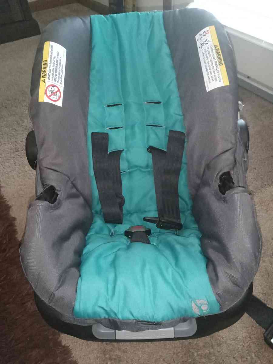 car seat - Kokomo, Indiana - FleaMarketBay