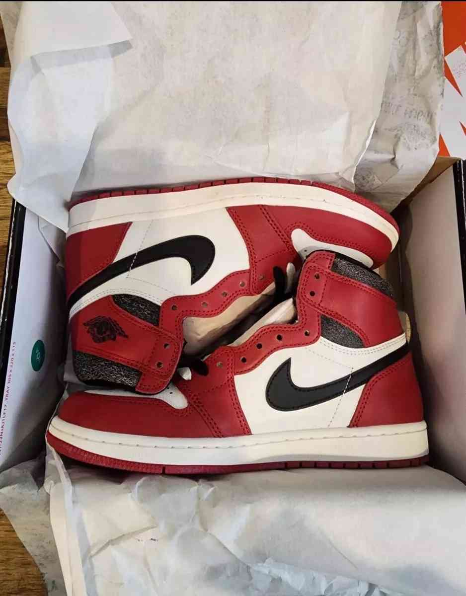 Jordan 1s Lost and Found all sizes - Lawrenceville, Georgia - FleaMarketBay