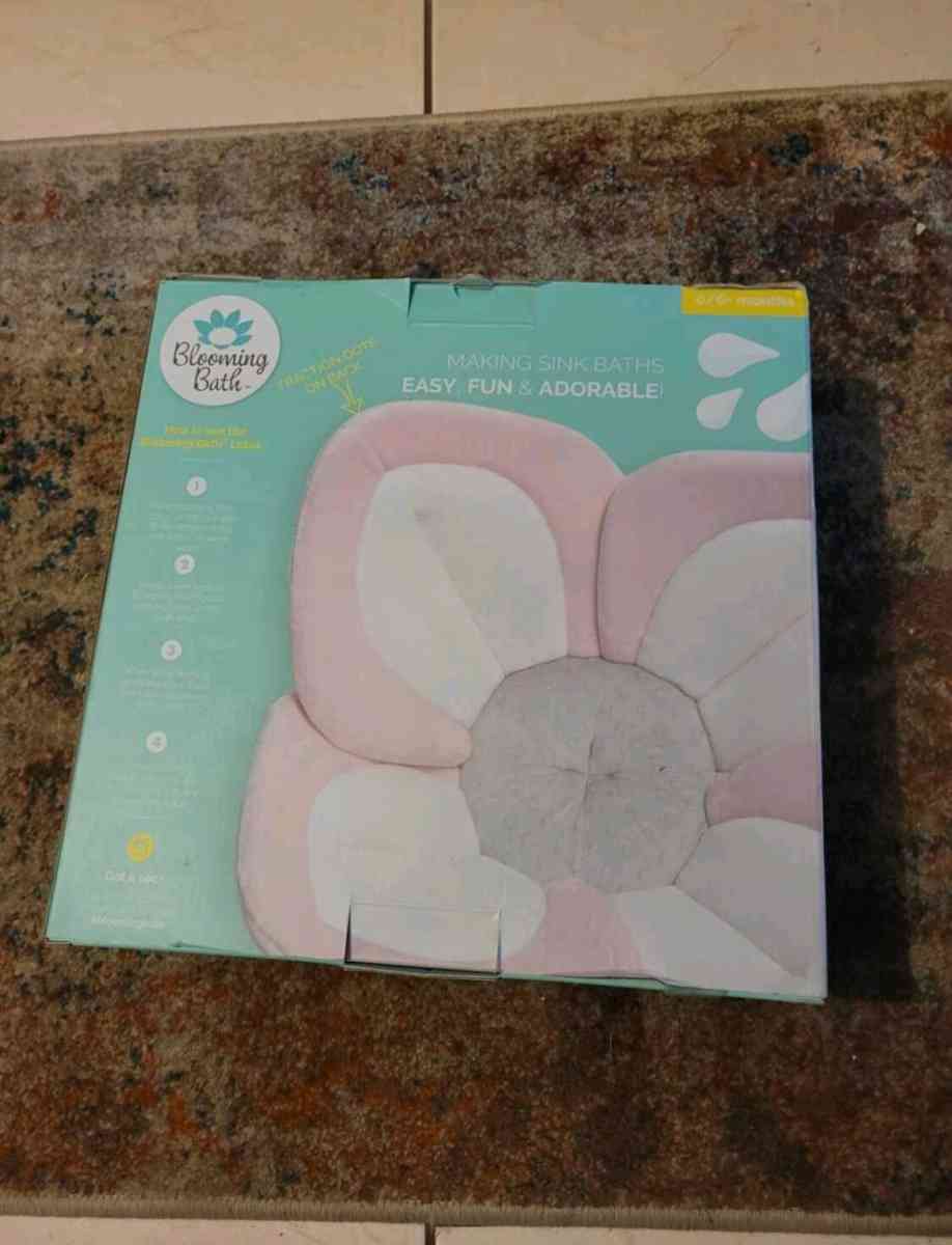 NEW BLOOMING BABY FLOWER BATH - Barton, Maryland - FleaMarketBay