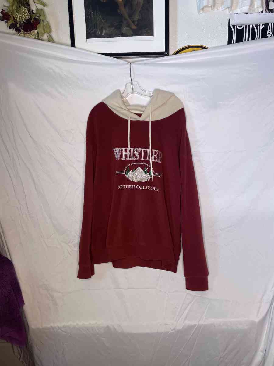 hoodie - Spanish Fork, Utah - FleaMarketBay