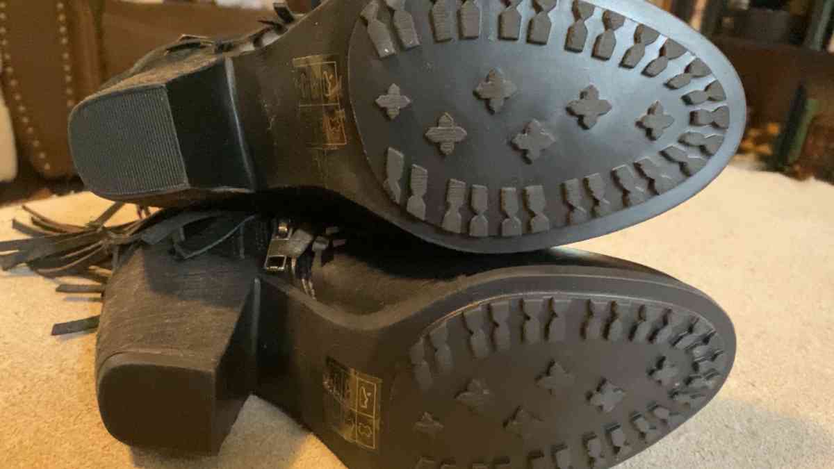 Harley Davison fringe boots - Deville, Louisiana - FleaMarketBay