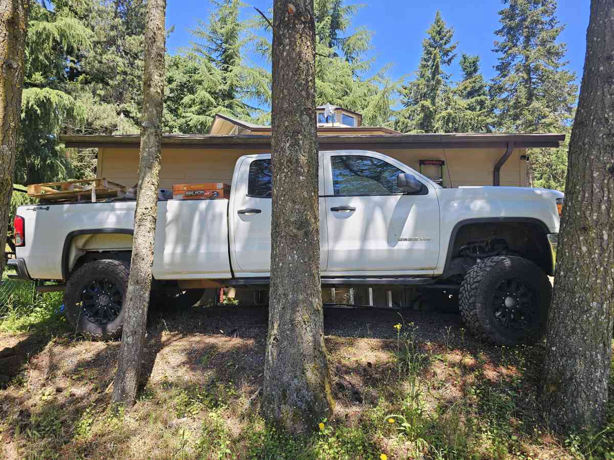 2015 gmc sierra 2500 hd - Salem, Oregon