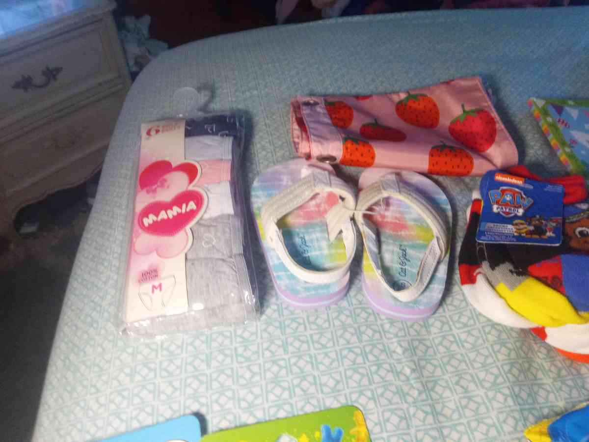 toys clothes shoes book six little school stuff band aid - Cleveland, Ohio - FleaMarketBay