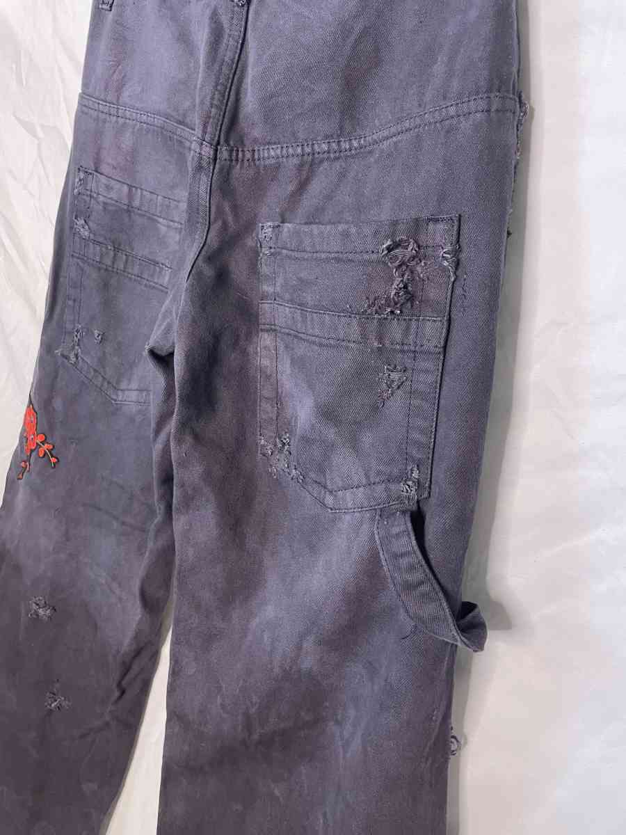 dark distressed jeans - Spanish Fork, Utah - FleaMarketBay