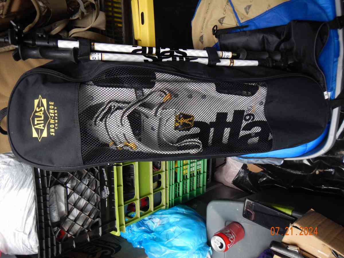 Atlas Snow shoes - Saint Helen, Michigan