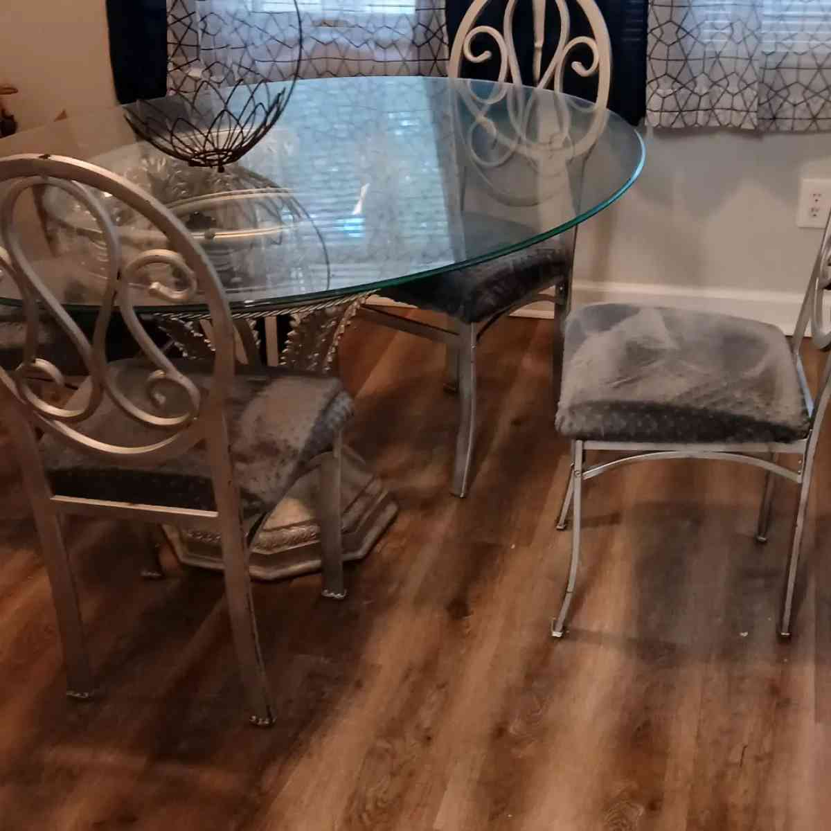 Inhouse and yard sale - Covington, Georgia - FleaMarketBay