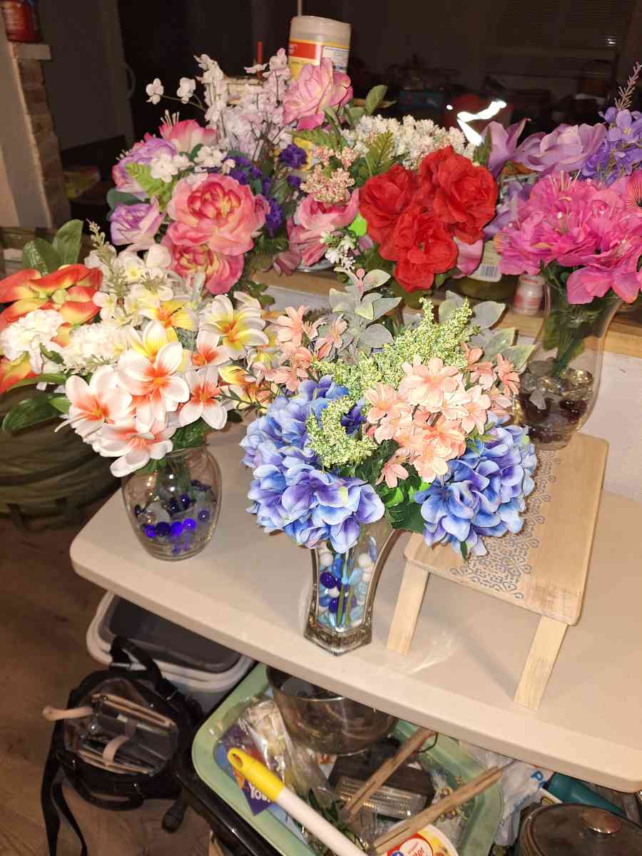 handmade bouquets - Clearlake Oaks, California - FleaMarketBay