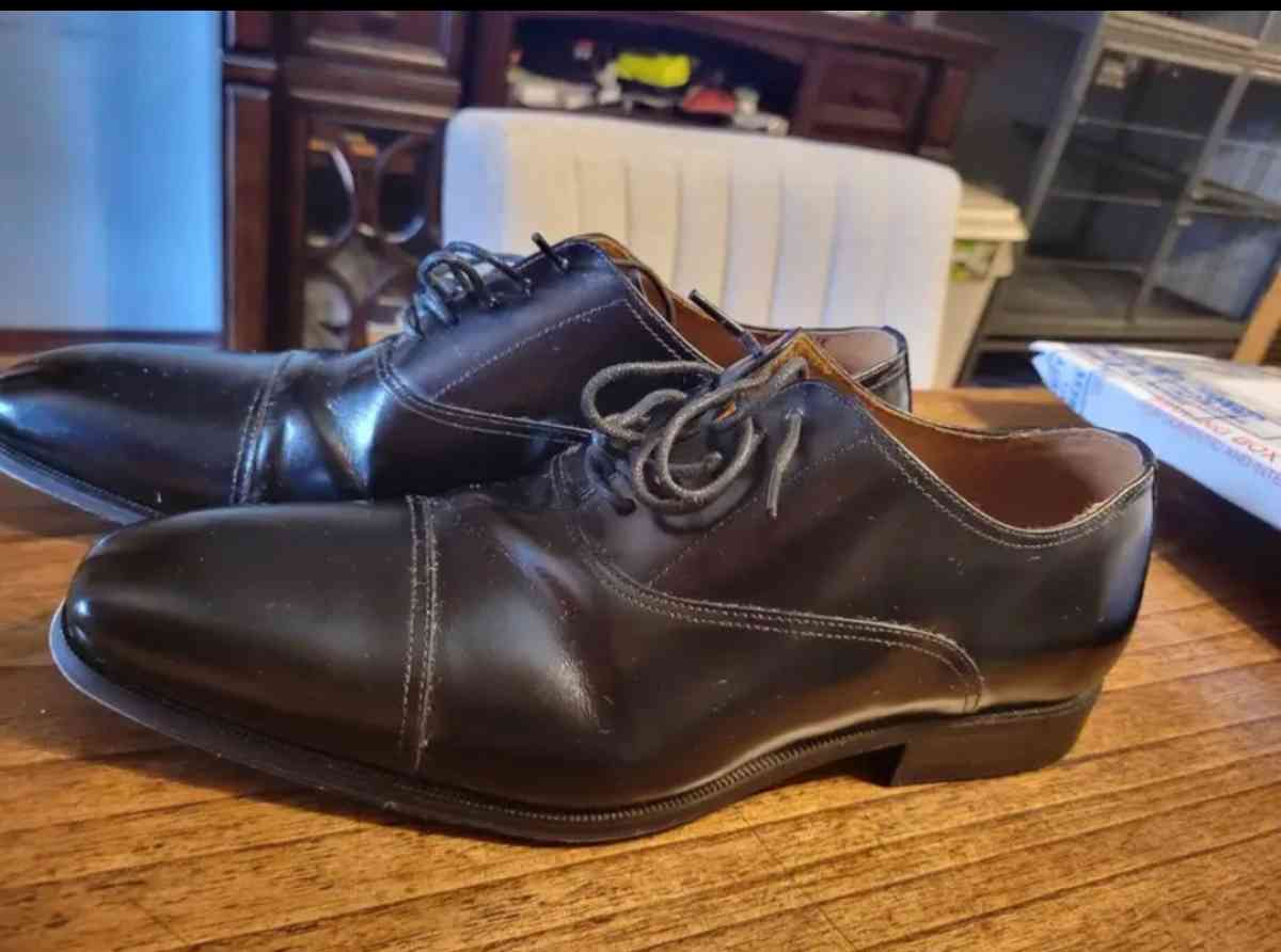 Mens dress up shoes - Saint Petersburg, Florida - FleaMarketBay