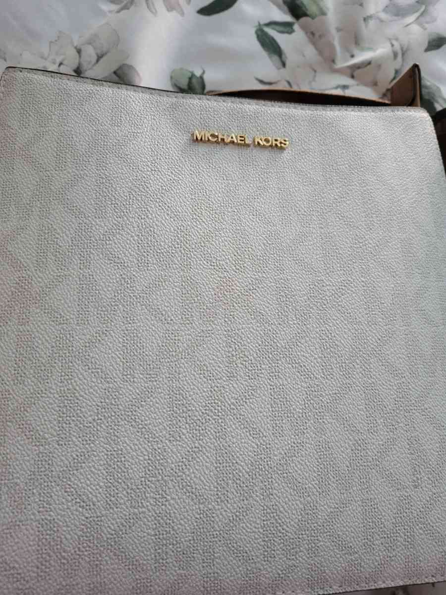 Michael Kors bag - Philadelphia, Pennsylvania - FleaMarketBay