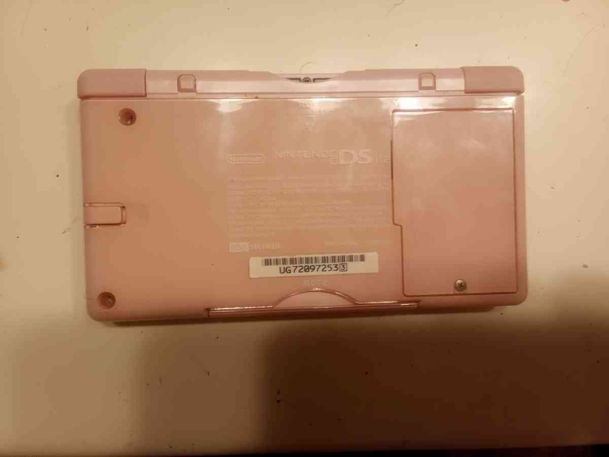 Nintendo DS lite - Lincoln, Nebraska - FleaMarketBay