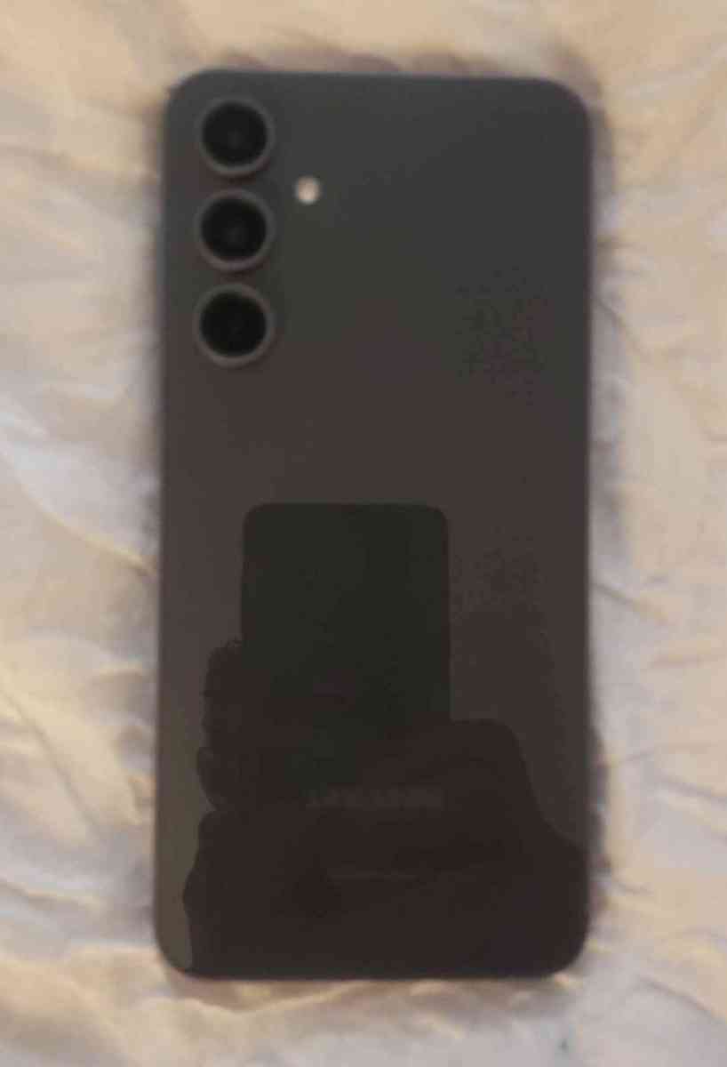 Unlocked Samsung Galaxy S23 Fe - Fort Myers, Florida - FleaMarketBay