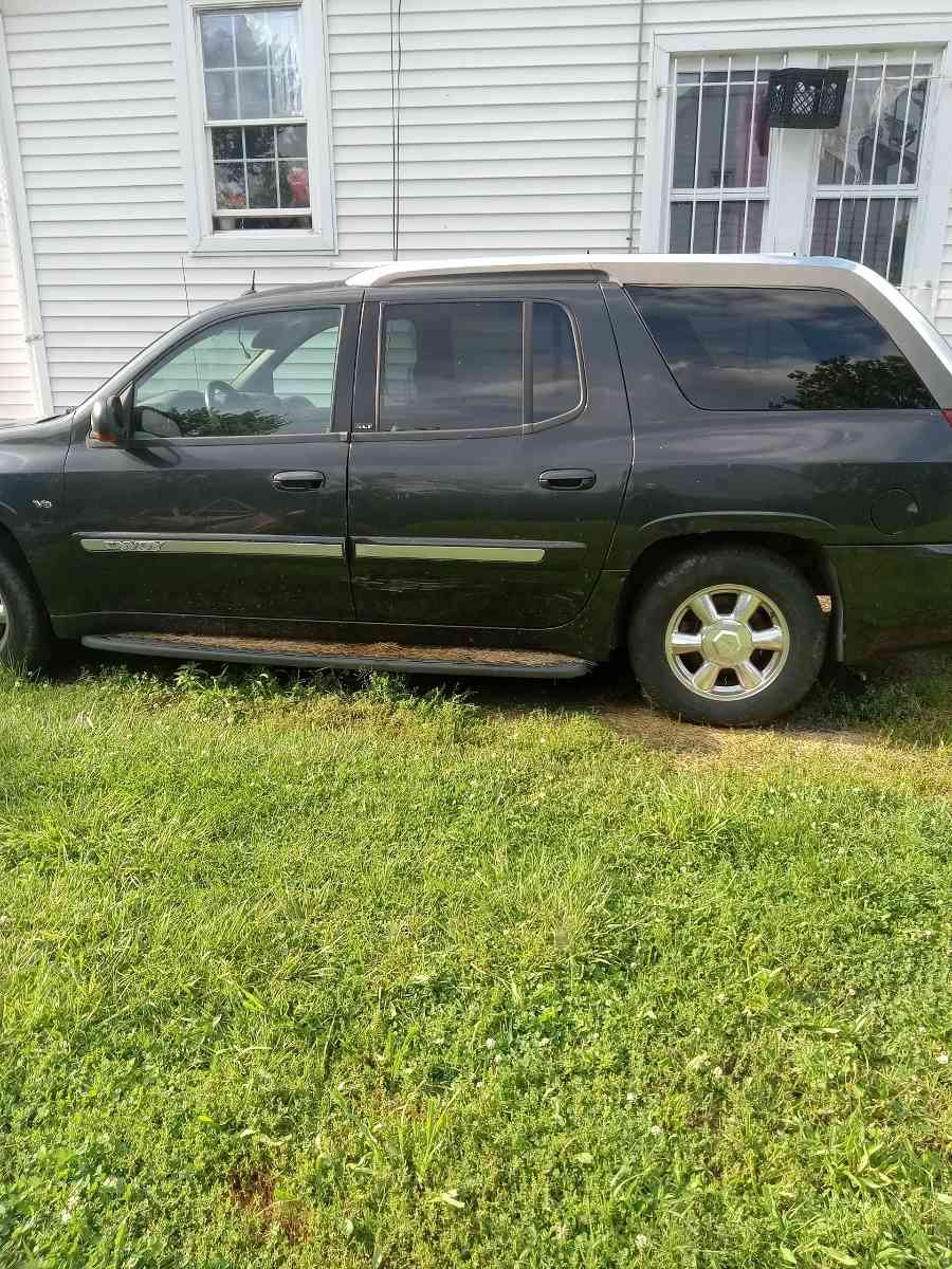 2004 envoy - Detroit, Michigan - FleaMarketBay