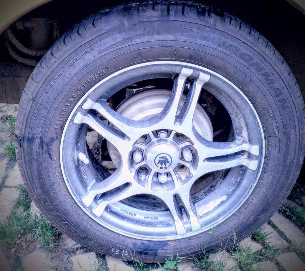 Wheels and tires - Nashville, Arkansas - FleaMarketBay