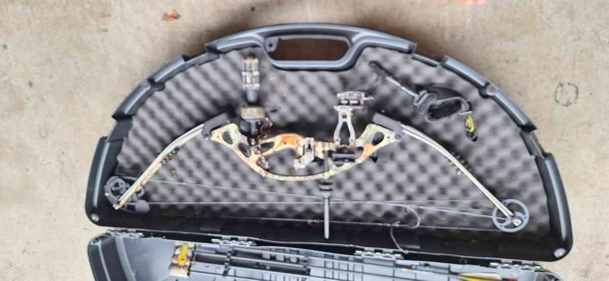 Hoyt Fefthand bow - Allamuchy, New Jersey - FleaMarketBay