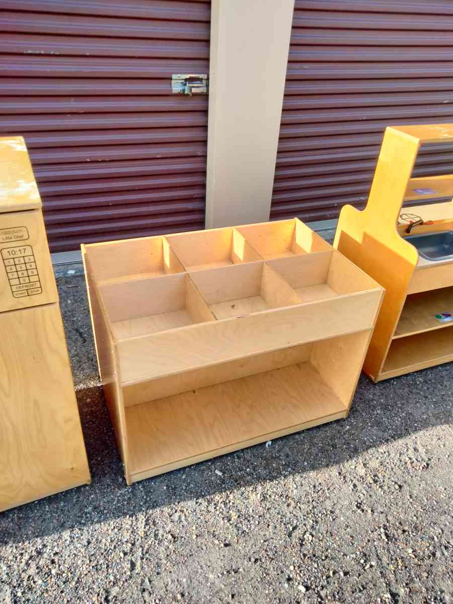 Daycare Furniture - San Juan, Texas - FleaMarketBay